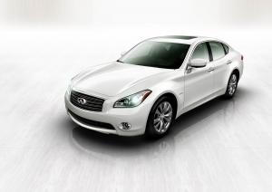 Infiniti M35 Hybrid 2011 года